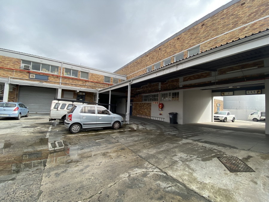 To Let commercial Property for Rent in Maitland Western Cape